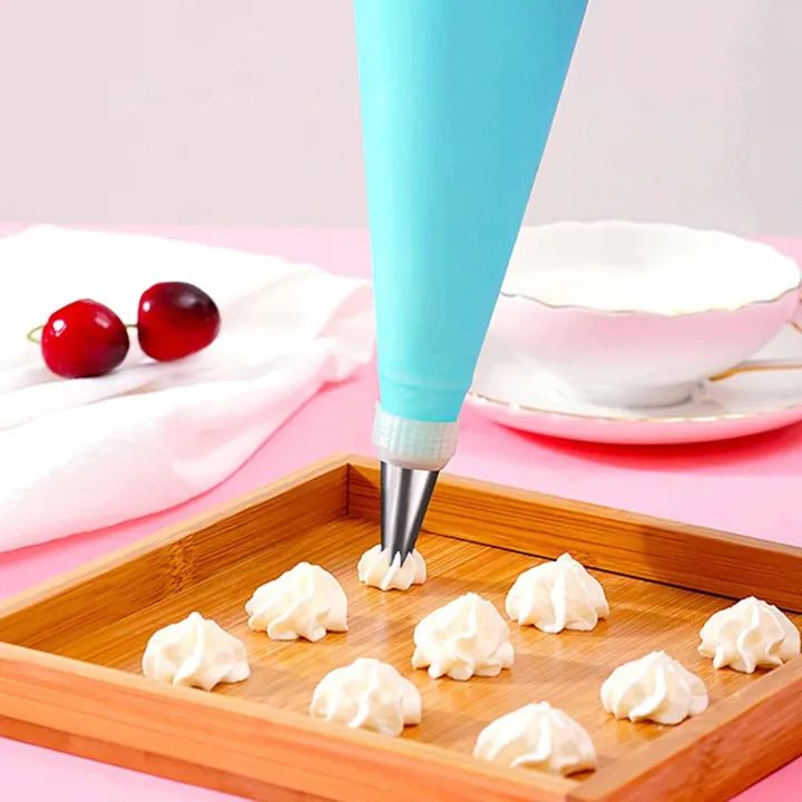 Cakeware 15 Piece Cake Decorating Set Frosting Icing Piping Bag Tips With Steel Nozzles